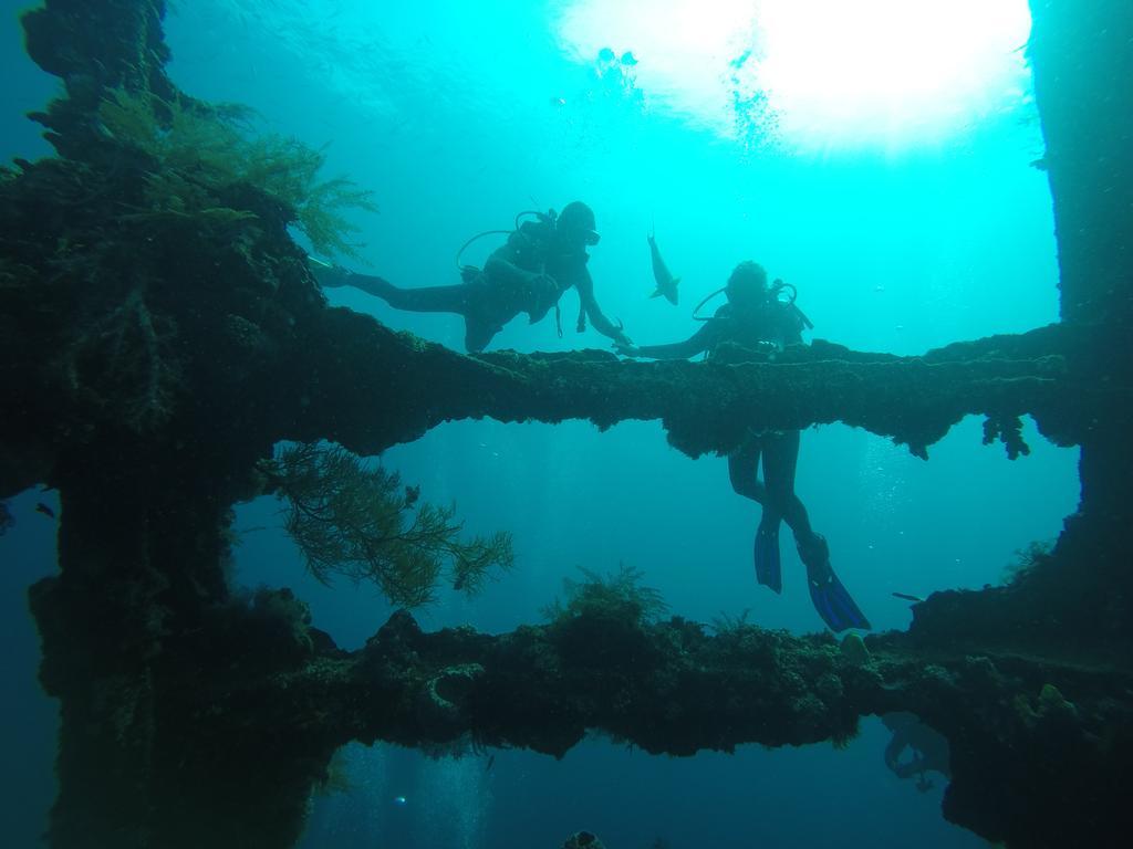 Ocean View Tulamben Dive & Resort Exterior photo