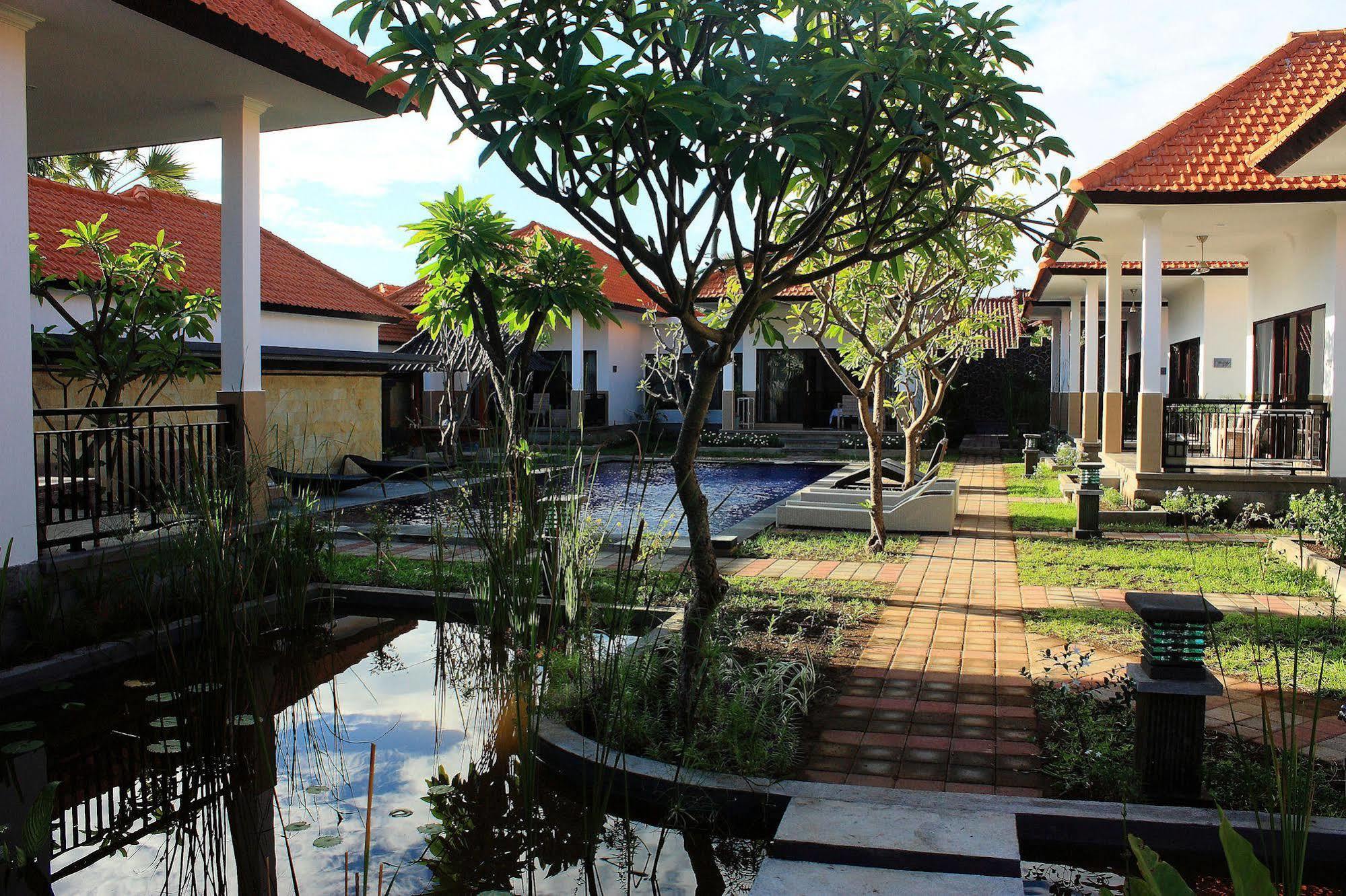 Ocean View Tulamben Dive & Resort Exterior photo